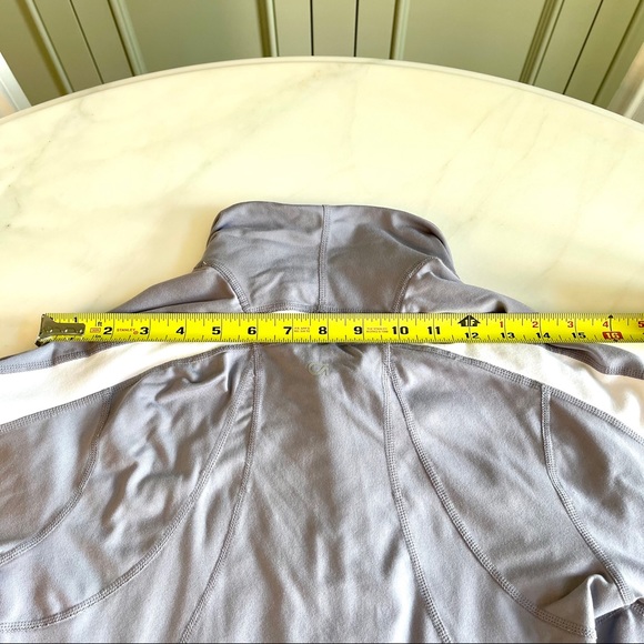 *SOLD* Gapfit Power Jacket Sunny Grey - Picture 11 of 13